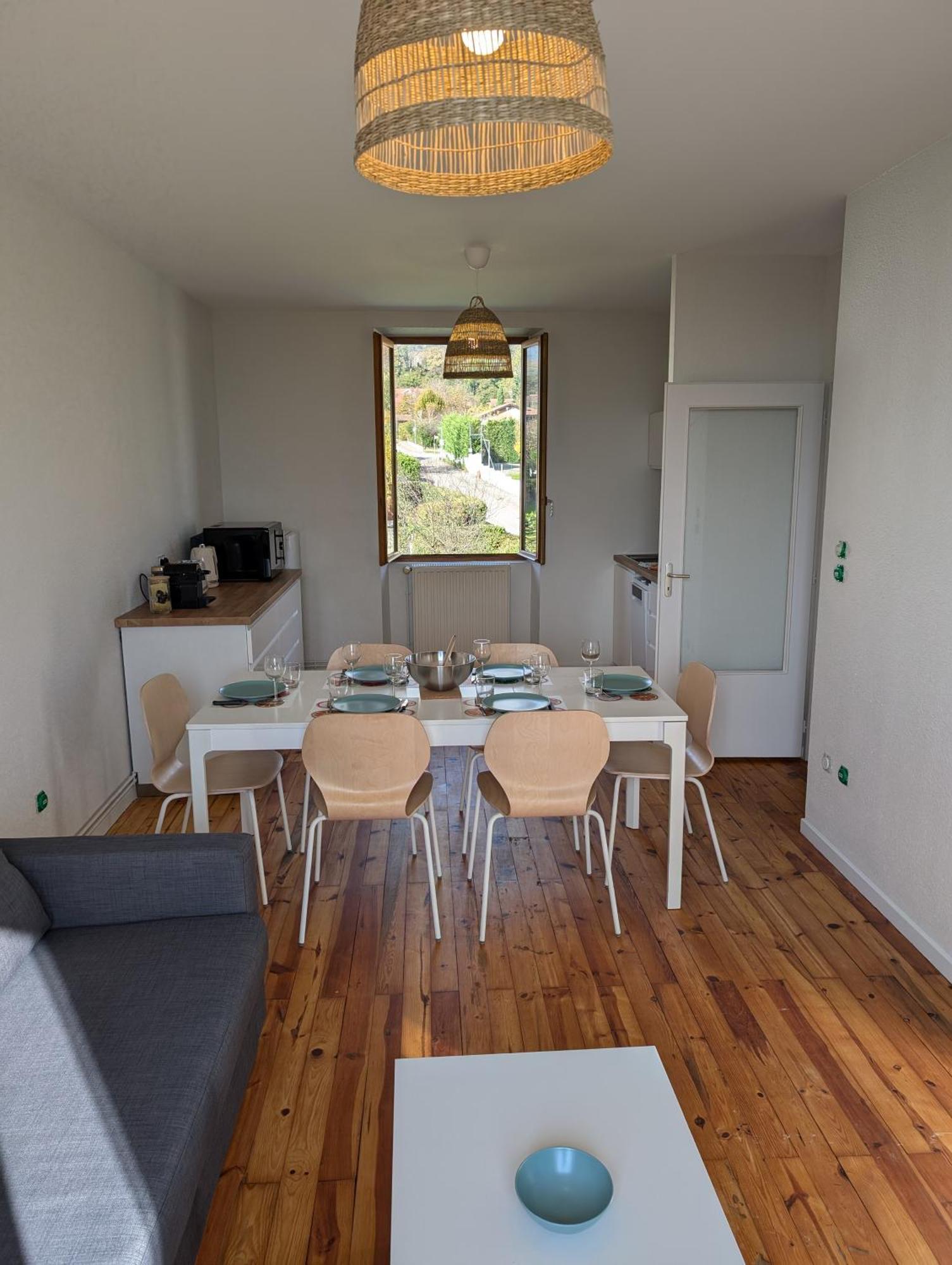 Appart 65M2 Avec 2 Chambres Dans Ferme Renovee - Parking Gratuit - Grande Vue Montagnes Montbonnot-Saint-Martin Exterior foto